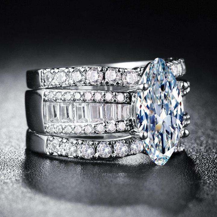 Veronika | Ring